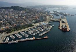 Actualidad - Visita al Puerto de Vigo